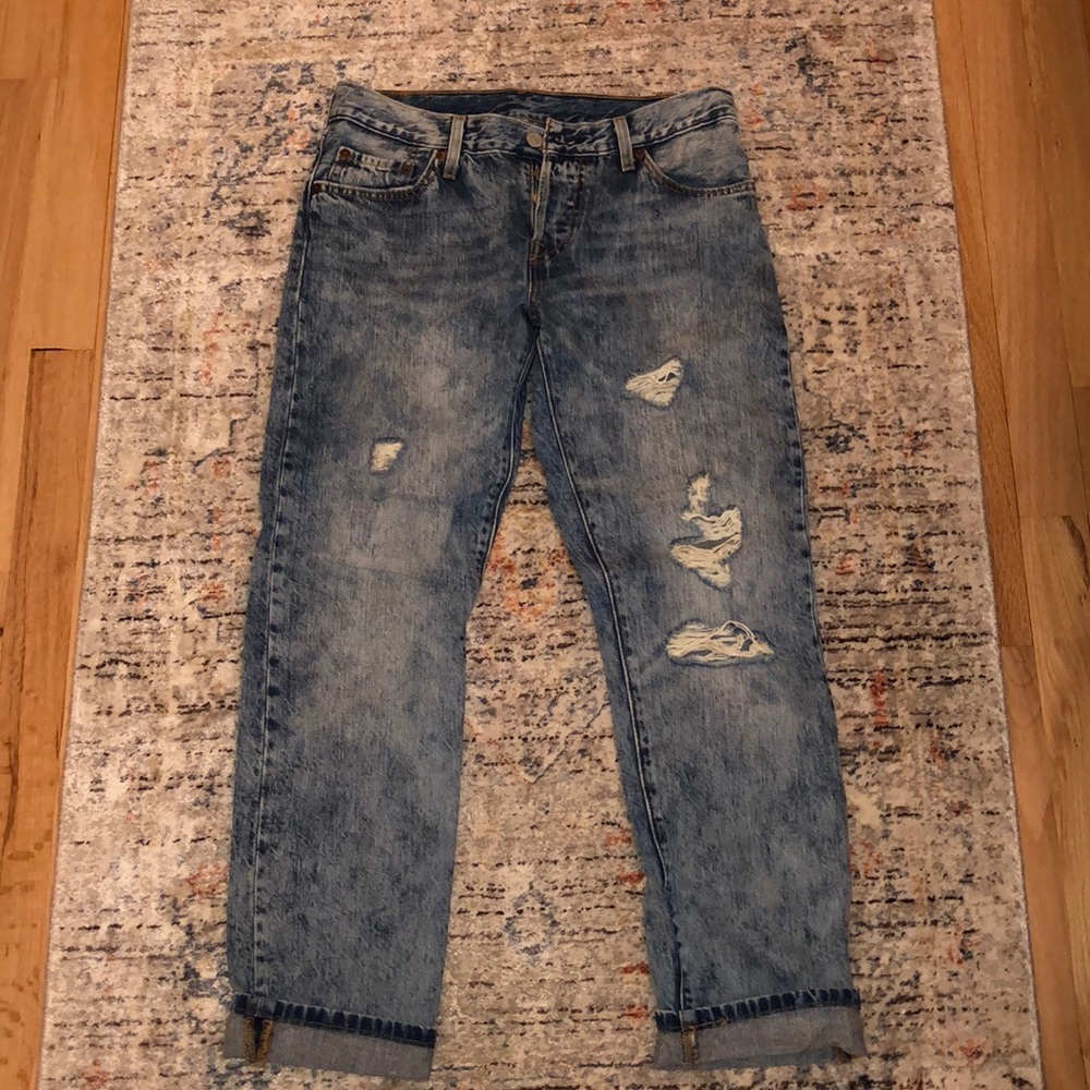 Levi high waisted jeans! Only worn once. Size 24